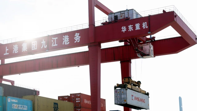 Las exportaciones e importaciones de China sufren la mayor caída desde 2020